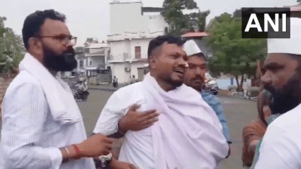 Ahmedabad Plane Crash: Passenger 11A, Vishwas Kumar Ramesh, was discharged from the hospital and attended his brother, Ajay Kumar Ramesh's funeral in Diu.