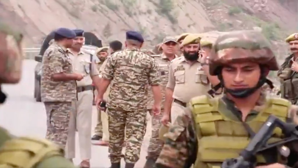 In a preemptive effort to ensure safety during the upcoming Amarnath Yatra 2025, a joint mock landslide drill was conducted by the Indian Army, CRPF, Jammu and Kashmir Police, and the JKSDRF (Jammu and Kashmir State Disaster Response Force) at Samroli, Toldi Nallah, on the Jammu-Srinagar National Highway.