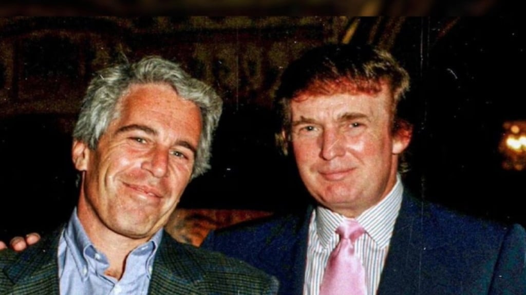 'Trump is in Epstein files': Musk drops 'really big bomb', wants US President to be impeached 'Trump is in Epstein files': Musk drops 'really big bomb', wants US President to be impeached