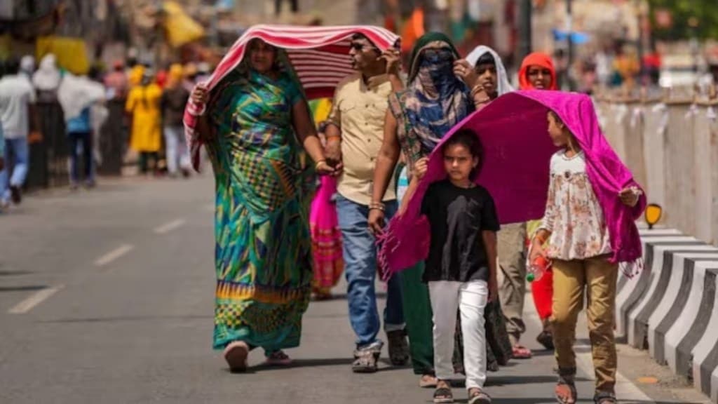 Delhi sizzles at 48.9°C heat index, IMD issues orange alert Delhi sizzles at 48.9°C heat index, IMD issues orange alert