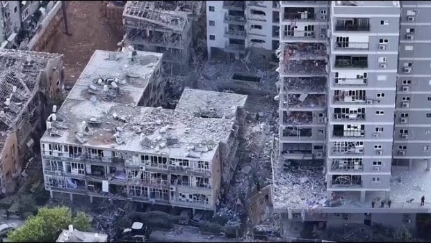  In Tehran, scenes of panic unfolded as thousands attempted to flee the capital amid ongoing air raid sirens and missile alerts. Iran’s Ministry of Health stated that 1,277 people have been hospitalised since the war began on Friday. (Photo Source - Reuters)