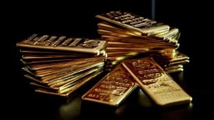 Global gold exchange-traded funds, total AUM, gold price, gold holdings ETF, gold ETFs’ total assets under management