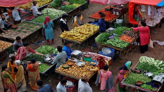 agriculture, economy, retail, onion, tomato, kharif crops, monsoon