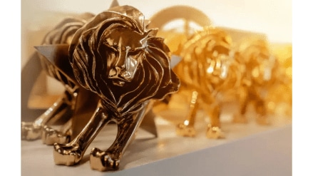 Sessions like Heralbony’s “Luxury for Everyone” were deeply moving. It challenged what we define as creativity and who we allow to be seen. Sessions like Heralbony’s “Luxury for Everyone” were deeply moving. It challenged what we define as creativity and who we allow to be seen.