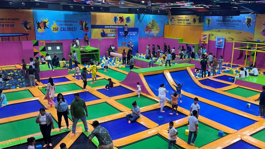 SkyJumper follows a vertically integrated model, handling park design, manufacturing, installation, and operations in-house—an approach that helps reduce costs and standardize experience across locations.