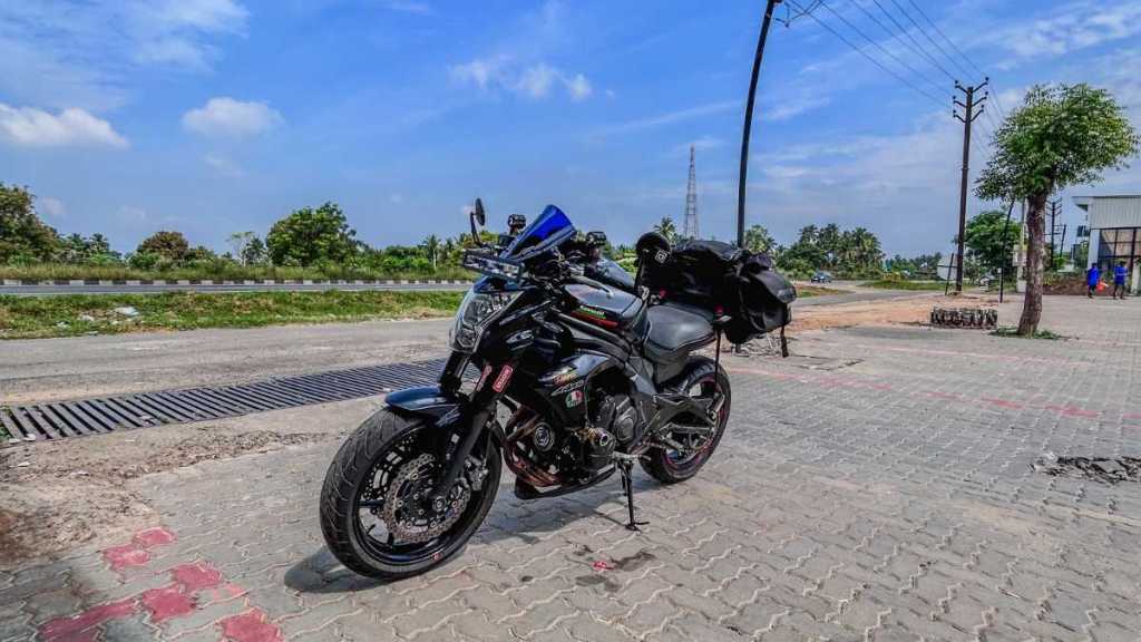 I’m a light traveller and strongly encourage people to be so