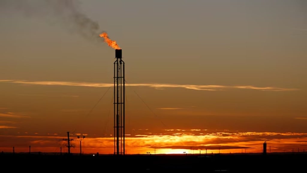 natural gas, import, International Energy Agency, IEA, LNG, economy