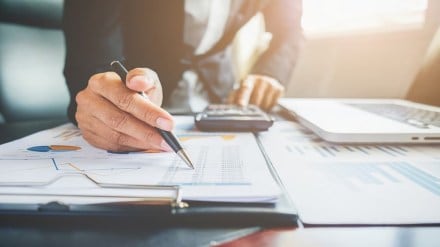 Key concerns include capital constraints due to restrictions on non-ICAI member ownership and partnerships. (Image Sourec: Freepik)
