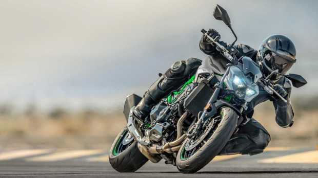 top 3 middle weight street naked motorcycles