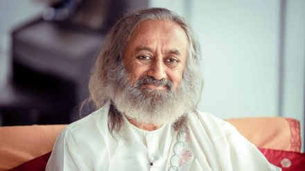 Sri Sri Ravi Shankar Bollywood drugs alcohol