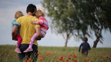 Happy Father's Day 2025 Best Wishes, Quotes, Messages, Greeting, WhatsApp Status
