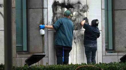 troops in US immigration raids