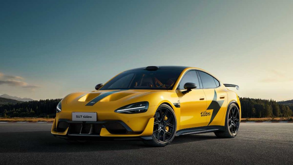 The SU7 Ultra is powered by the Hyper Tri-Motor AWD system