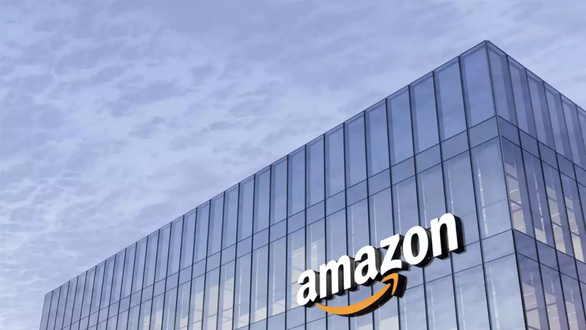 Amazon Confirms 660 NYC Job Cuts, Most From Hudson Yards and Fifth Avenue Hubs