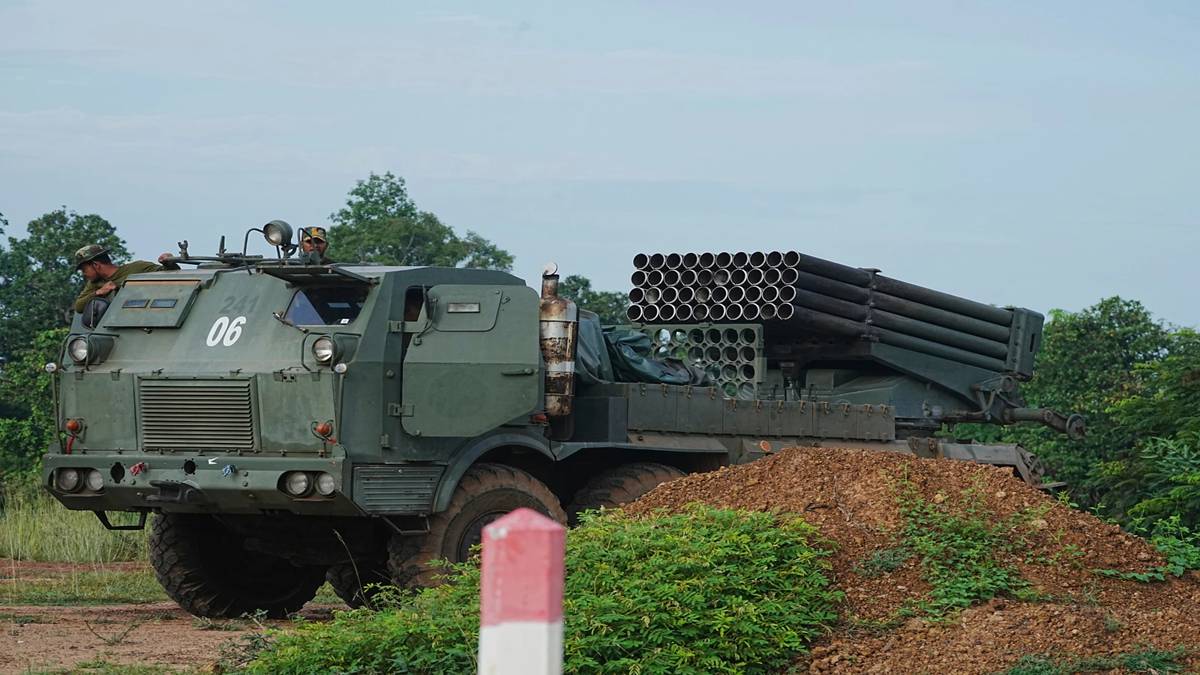 Cambodia and Thailand conflict Cambodia and Thailand conflict