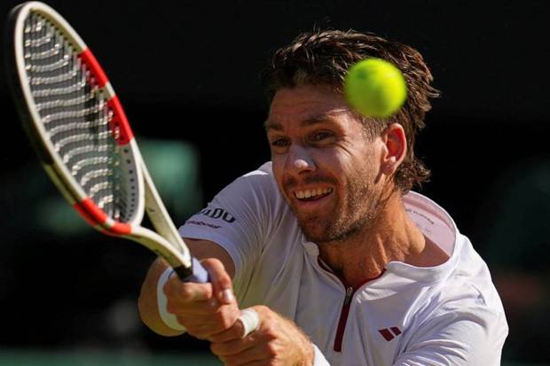 The 21-year-old Spaniard hit 13 serves and saved all five break points. He also smashed 39 shots that kept Britain's Cameron Noorie on the back foot across the match. (Photo source: AP)