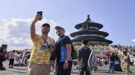 China extends visa-free entry 70 countries