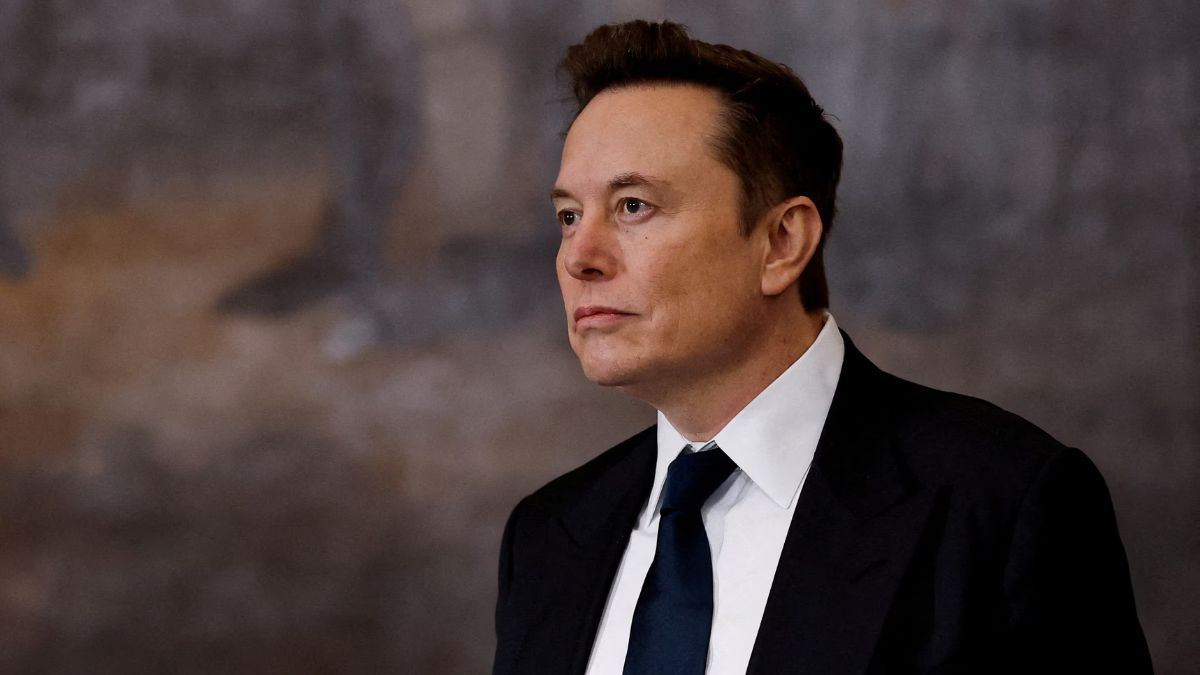 Why did Elon Musk buy Tesla shares worth $1 billion?