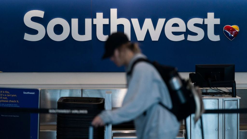 south west airlines nosedives south west airlines nosedives