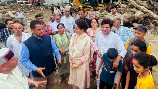 Kangana faces backlash for comments on Mandi