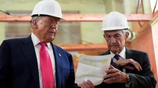 Trump vs Powell