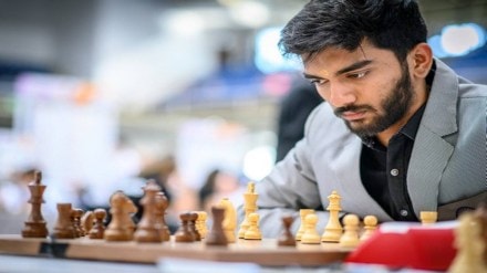 Gukesh beats Carlsen