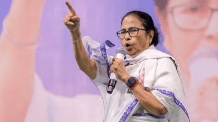 Mamata Banerjee takes ‘Mir Jafar’ swipe at Amit Shah, issues warning for PM Modi: ‘One day he will…’ Mamata Banerjee takes ‘Mir Jafar’ swipe at Amit Shah, issues warning for PM Modi: ‘One day he will…’