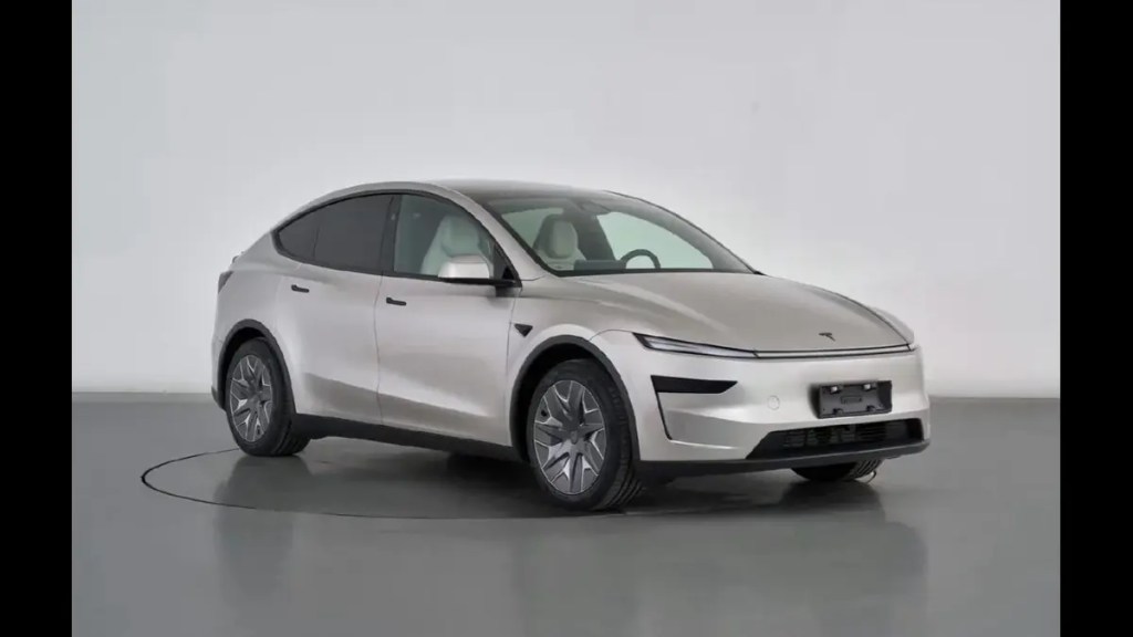 Tesla unveils Model Y L