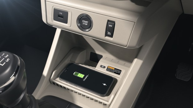 Renault Triber wireless charging