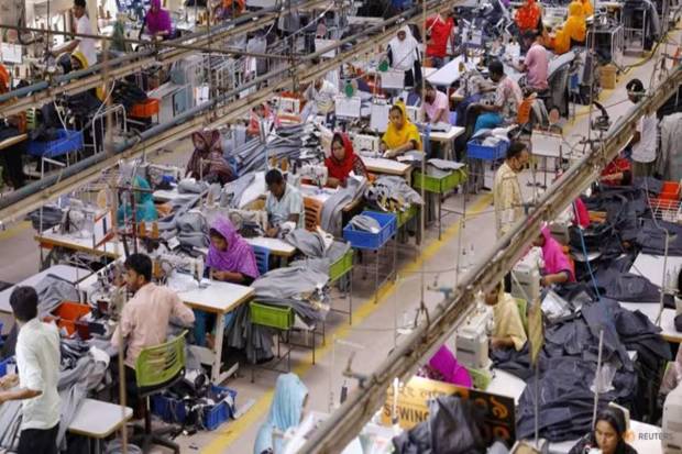 Bangladesh is facing a sharp 35% tariff and is alarmed as the US is its top garment export market. Industry leaders have raised concerns related to the economic impact. (Photo source: Reuters)