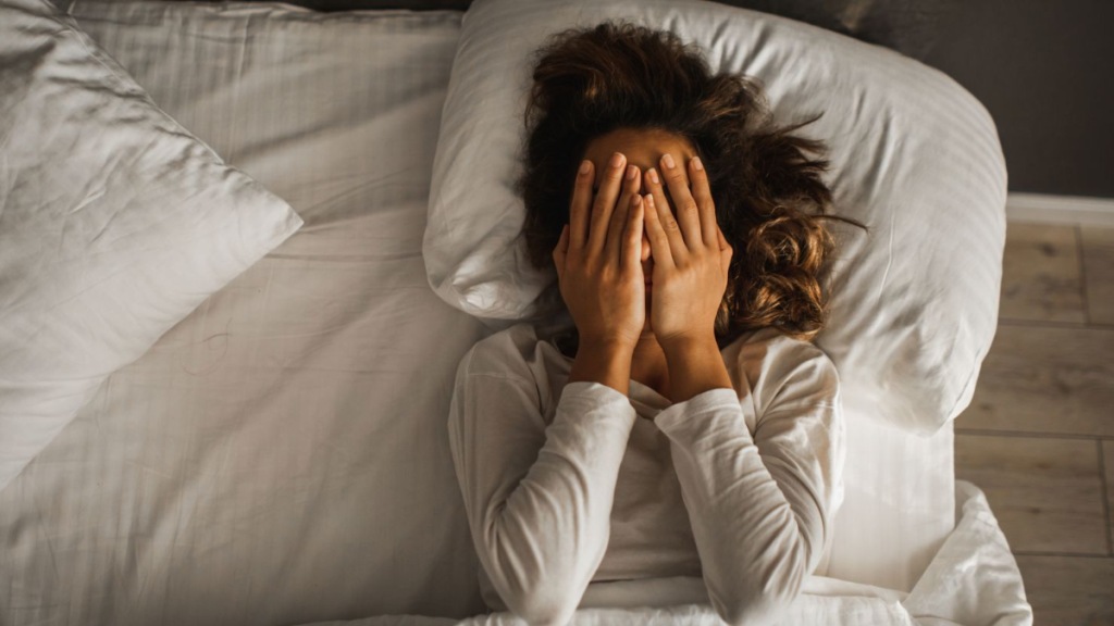 Sleeping for over 9 hours? Study says your risk of early death spikes 34%