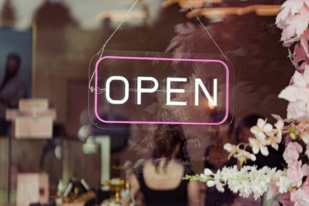 From the comedy stage to a cosy pink cafe, Kapil Sharma continues to explore new roles with grace and gratitude. The Kaps Cafe is not just a business—it’s a beautiful new chapter. (Image credit: Kap’s Cafe Instagram)