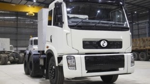 Govt rolls out Rs 500 crore incentive scheme for e-trucks