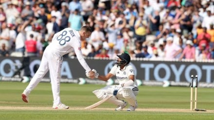 ‘Most heartbreaking defeat’: Cricket fans lament India’s narrow loss to England in third Test. (AP Photo)