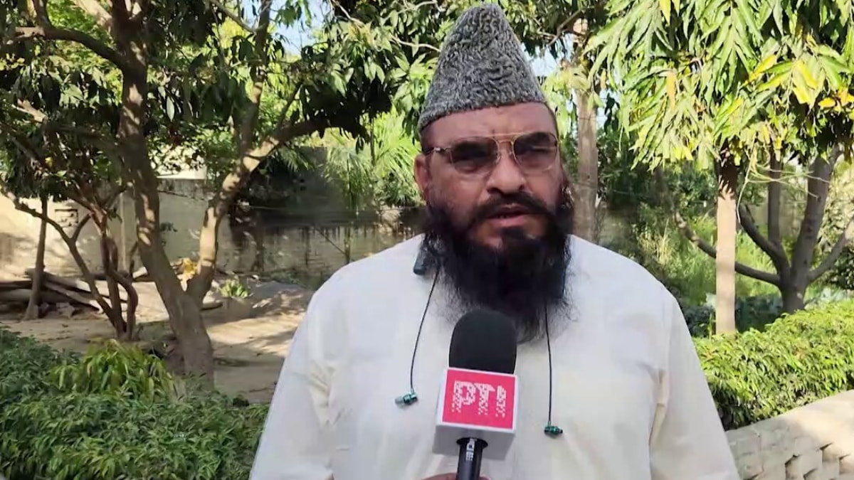 Who is Maulana Sajid Rashidi?