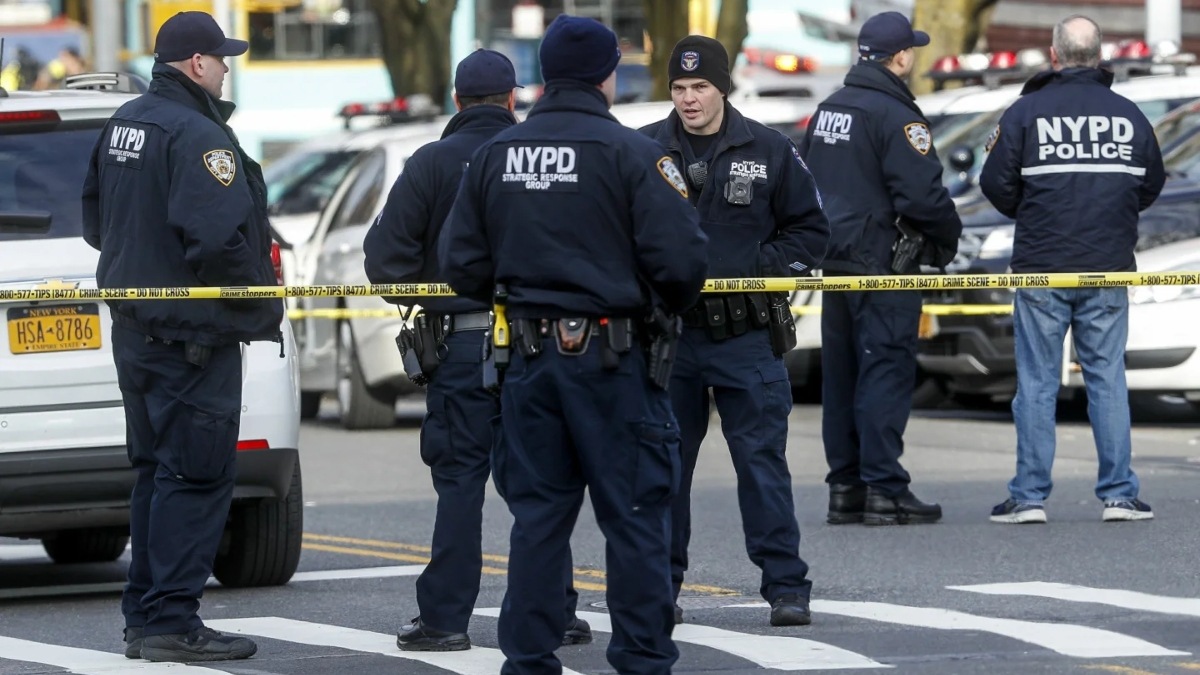 At least three killed, others injured as multiple gunmen open fire inside New York restaurant (Representational image/AP)
