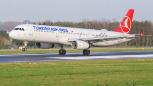 “6 continents, hundreds of cities, thousands of unforgettable moments… You're invited to an unforgettable journey!” Turkish Airlines teases on its websites.