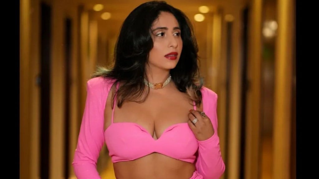 Singer Neha Bhasin suicide attempt