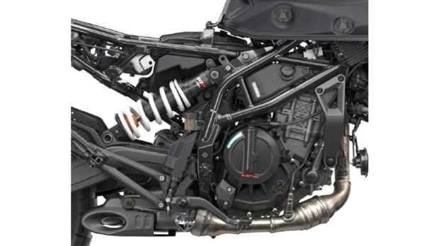 The engine is the same 399cc unit mated to a six-speed gearbox, but now comes with a quickshifter.