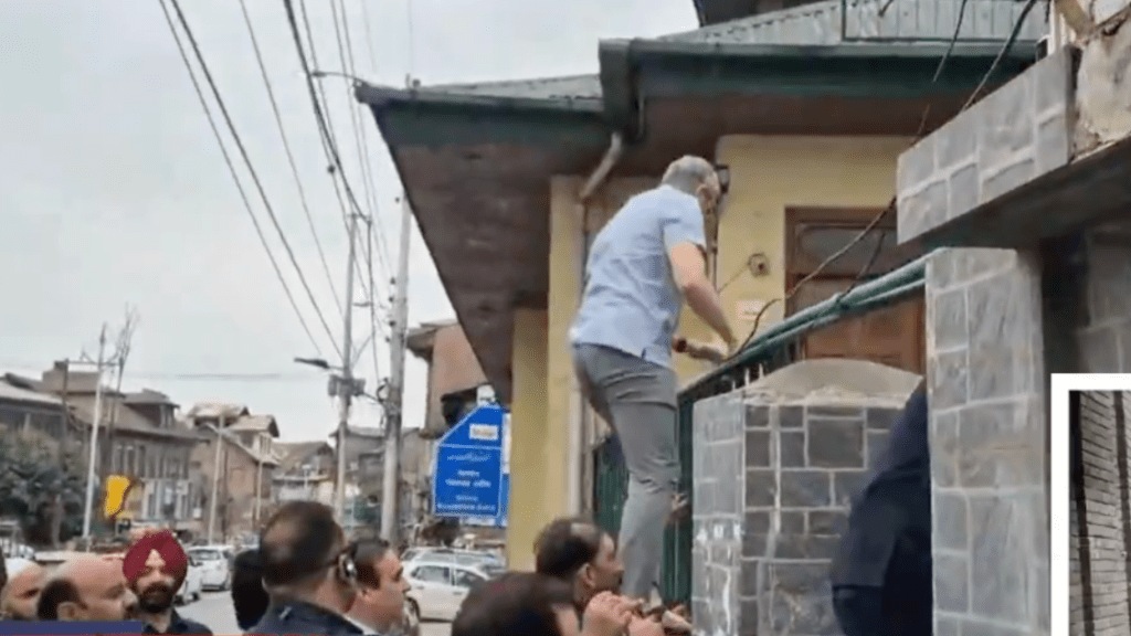 Abdullah, while sharing the video, said that the so-called “protectors of the law” need to explain why he was stopped from visiting the memorial, and added that the “unelected government locked up elected government”. Abdullah, while sharing the video, said that the so-called “protectors of the law” need to explain why he was stopped from visiting the memorial, and added that the “unelected government locked up elected government”.