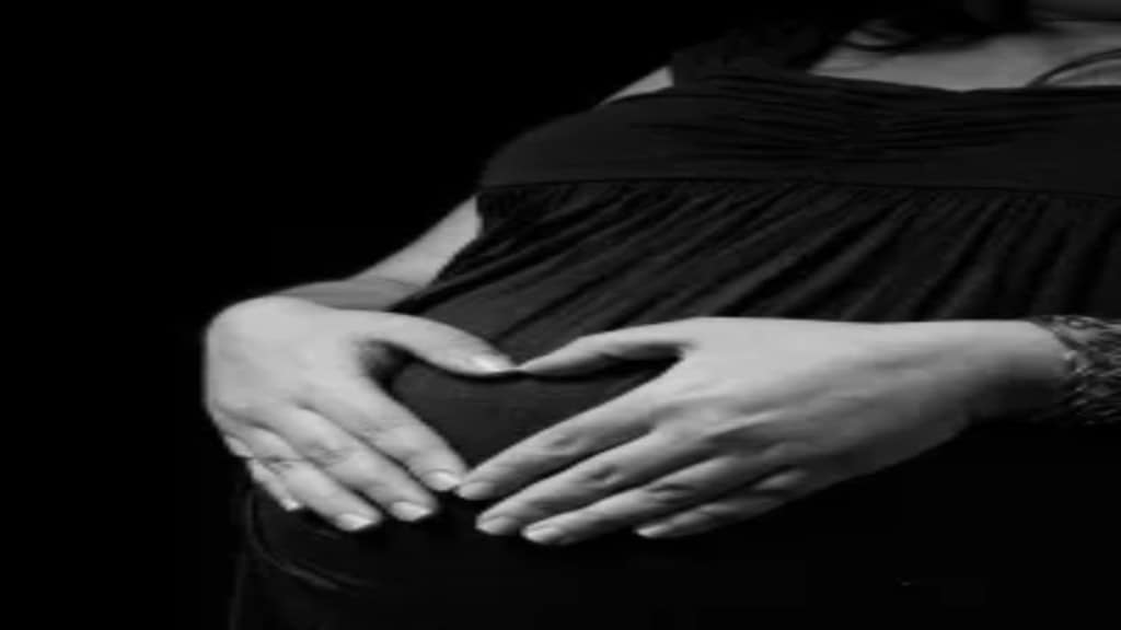 ‘Laid off at 8 months pregnant…’: Viral Reddit post sparks debate on pregnancy discrimination and layoffs ‘Laid off at 8 months pregnant…’: Viral Reddit post sparks debate on pregnancy discrimination and layoffs