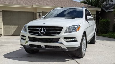 Delhi fuel ban hits luxury car owners, Mercedes-Benz ML350 worth Rs 84 Lakh sells for Rs 2.5 lakh only. / Representative Photo (Image Source: Twitter)