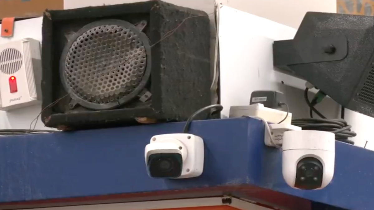 CCTV, speakers, scanners: How Delhi is enforcing fuel ban on old vehicles CCTV, speakers, scanners: How Delhi is enforcing fuel ban on old vehicles