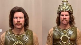 David Warner Baahubali helmet SS Rajamouli