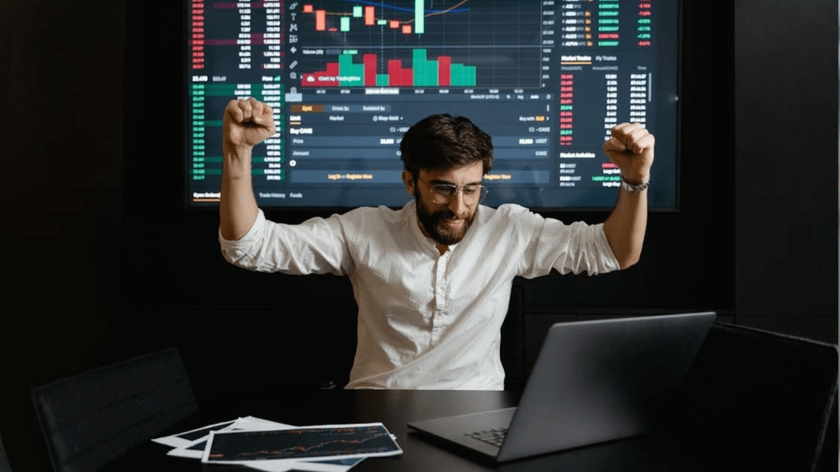 US trader uses ChatGPT, Grok to make over $1 million in 10 days - check who  performed better - Trending News | The Financial Express