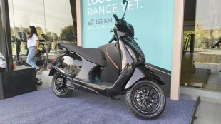 Indian Legacy Two-Wheeler Makers Ramp Up R&D to Dominate Electric Segment, Outspending Startups. (Image Source: Twitter)