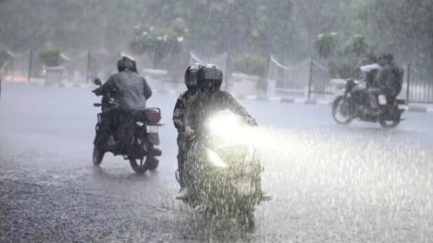 Heavy rainfall lashed several parts of Delhi during early hours on Tuesday leading to widespread waterlogging across several key areas. Major intersections and stretches such as Rao Tularam Marg, Minto Bridge, Vijay Chowk, Moti Bagh flyover, Rafi Marg, and Nizamuddin flyover witnessed intense showes, causing significant disruptions for commuters navigating the morning rush. The India Meteorological Department (IMD), Tuesday's forecast predicts 