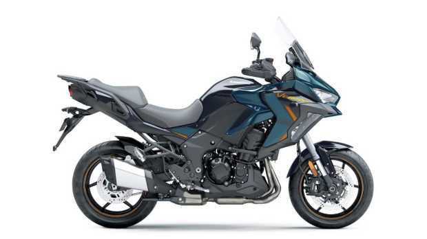 The overall design remains unchanged, and the motorcycle features typical touring design.