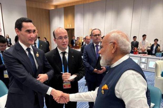 PM Modi exchanged views on diverse issues with Mr. Serdar Berdimuhamedow, President of Turkmenistan, in Tianjin. (Image Source: X/@narendramodi)
