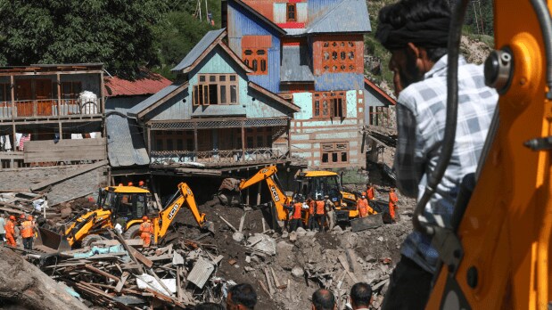NDRF personnel during a search and rescue operation after a flash flood triggered by a cloudburst, at Chisoti village, in Kishtwar district, Jammu and Kashmir, Saturday, Aug. 16, 2025. (Photo Source: PTI)